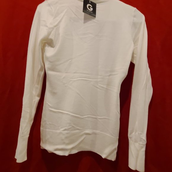 NEW with tag Top - Picture 2 of 3